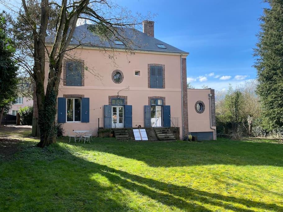 Maison Leocha Sablons-sur-Huisne المظهر الخارجي الصورة